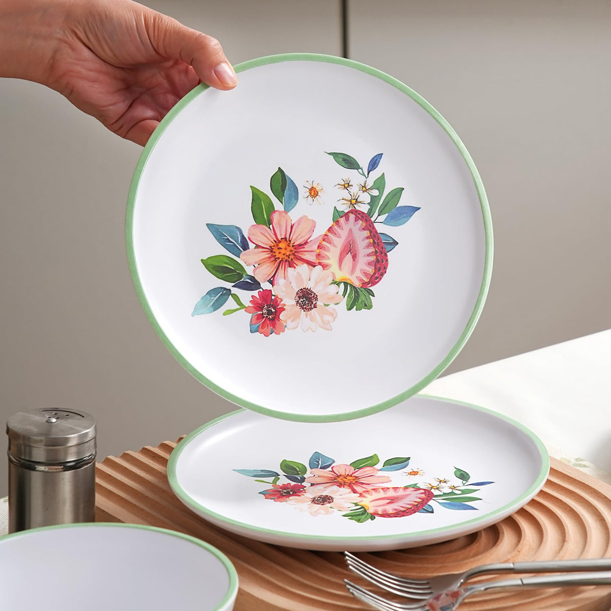 12-Piece Strawberry Melamine Dinnerware Set B3310
