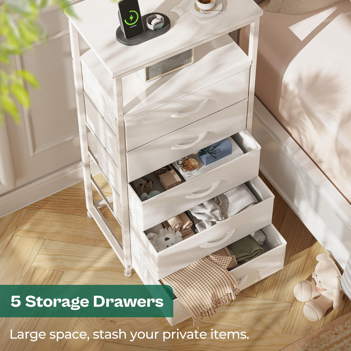 White 5 Drawer Dresser with Charging Station M1188