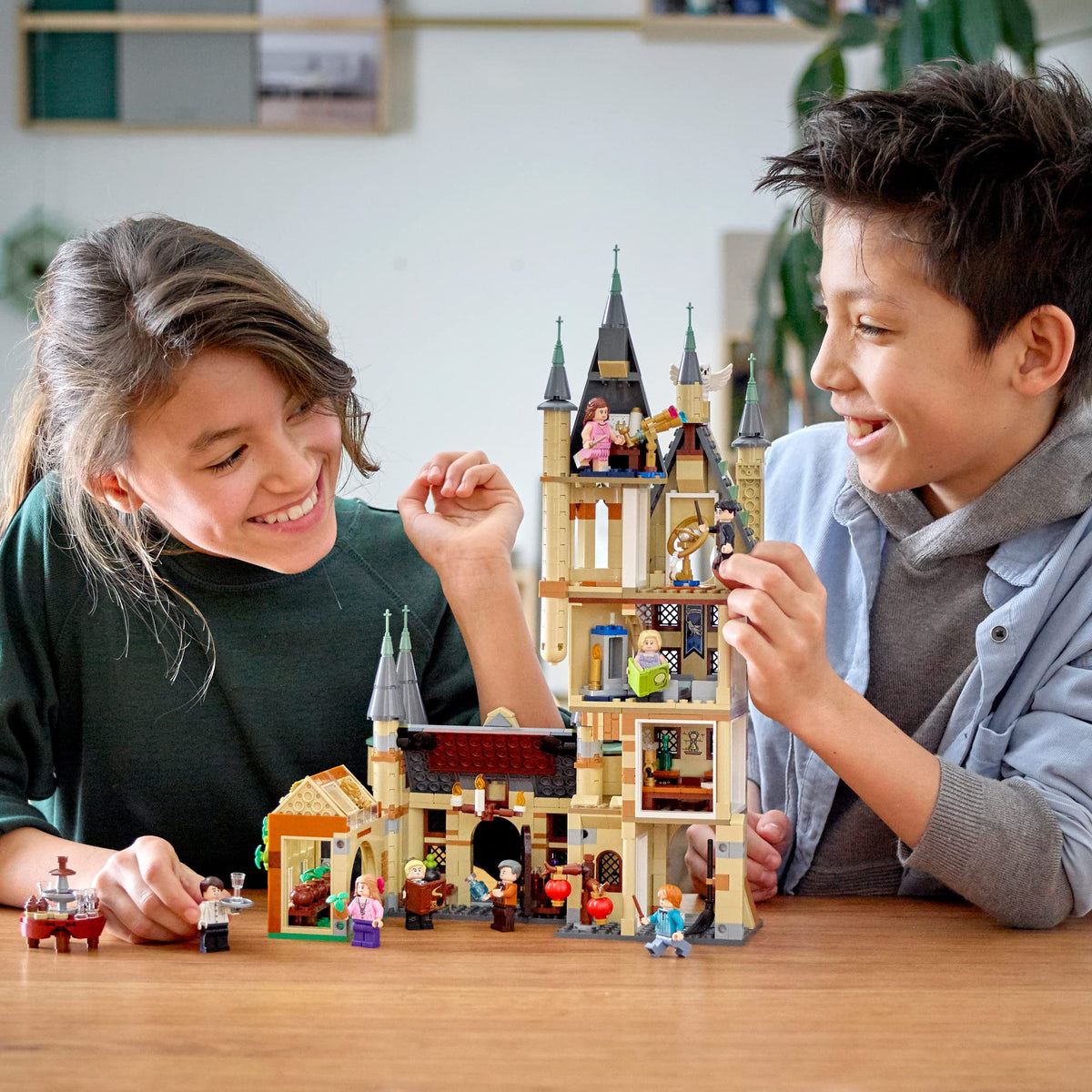 Lego Harry Potter Hogwarts Castle Astronomy Tower Toy C845
